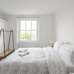 Notting Hill - Luxury Up To 6 Sleeps